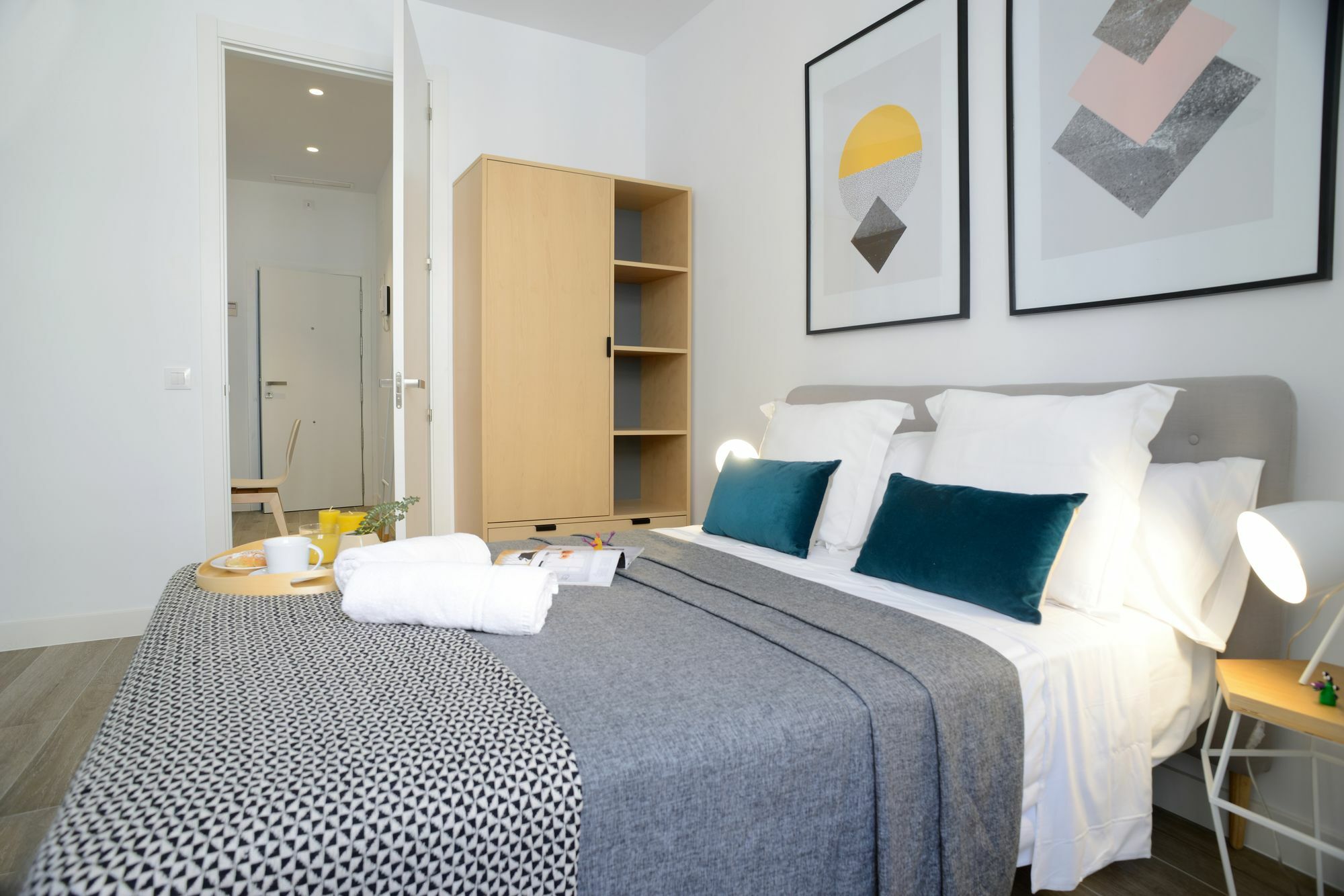 Nqn Aparts & Suites Madrid Luaran gambar